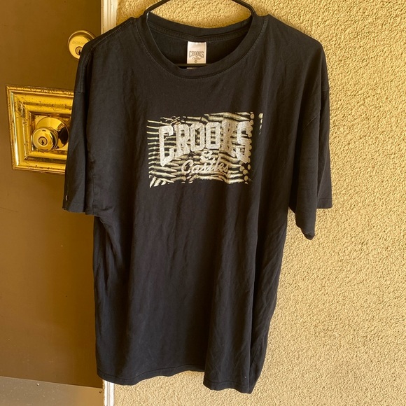 BLACK MENS CROOKS AND CASTLES SHIRT SIZE LARGE MADE IN INDIA 100% COTTON🇮🇳🖤👕 - Picture 1 of 7